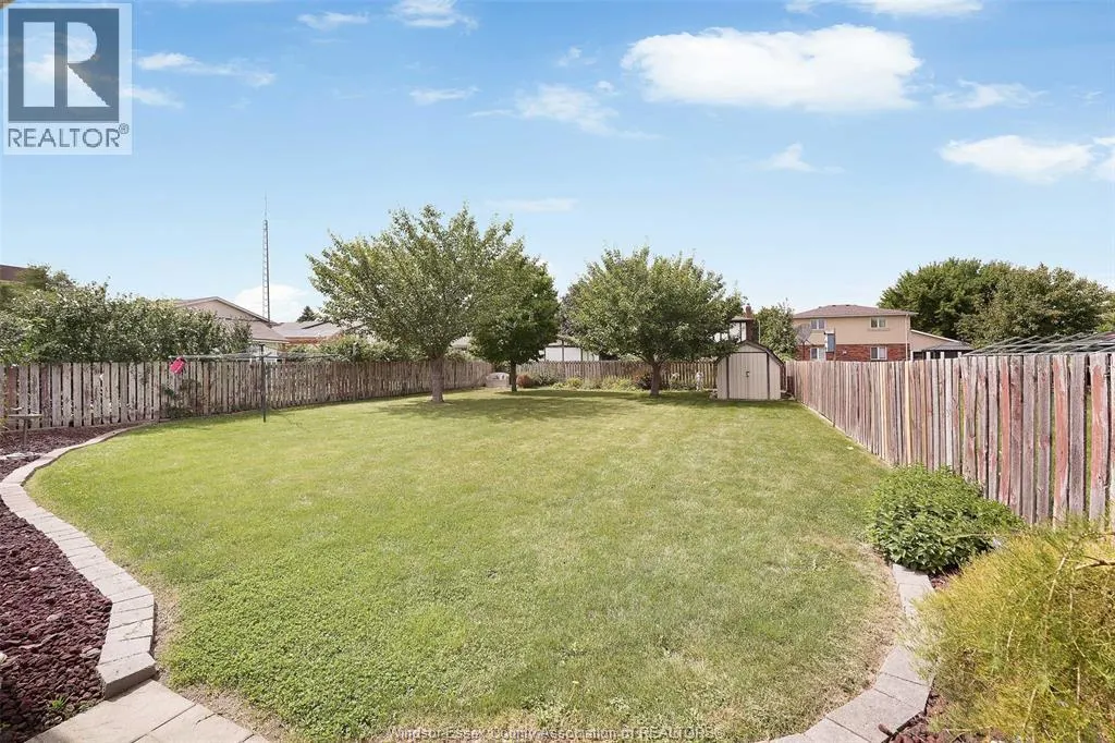 21 CAMELOT AVENUE