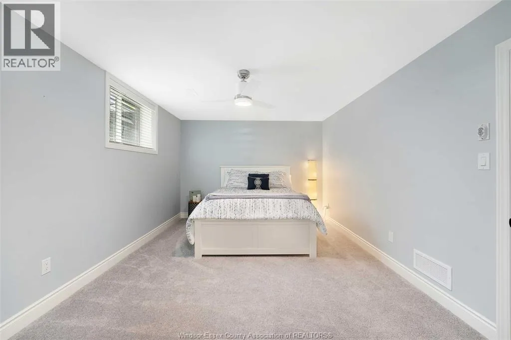 260 Livingstone CRESCENT