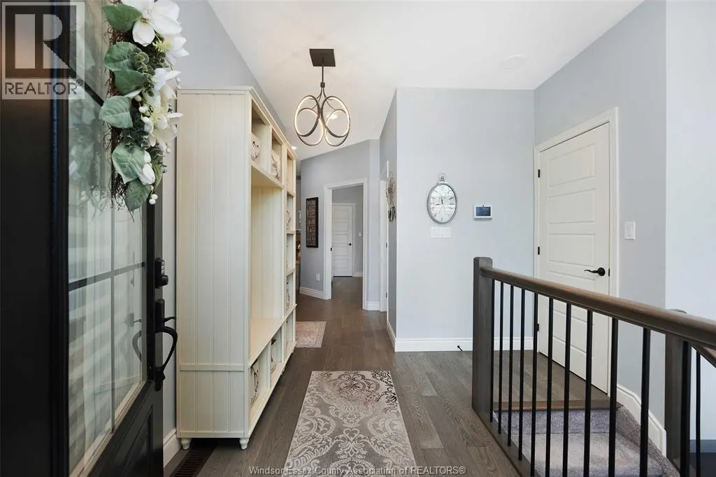 260 Livingstone CRESCENT