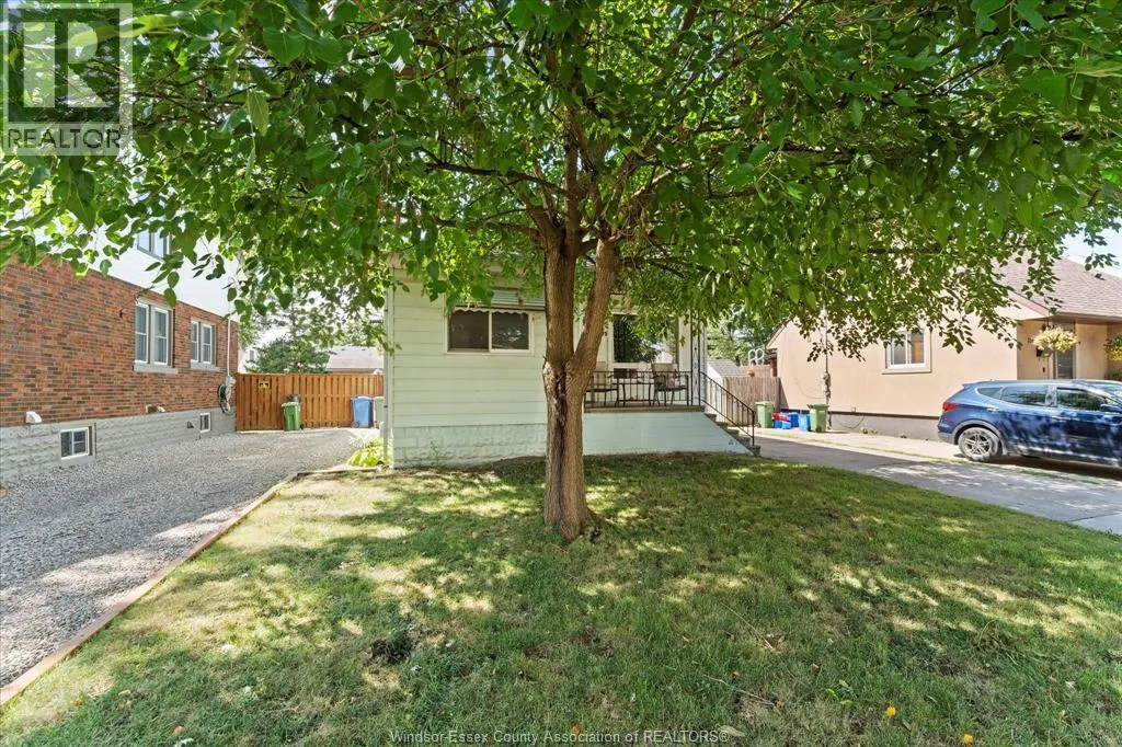 1575 ELLROSE