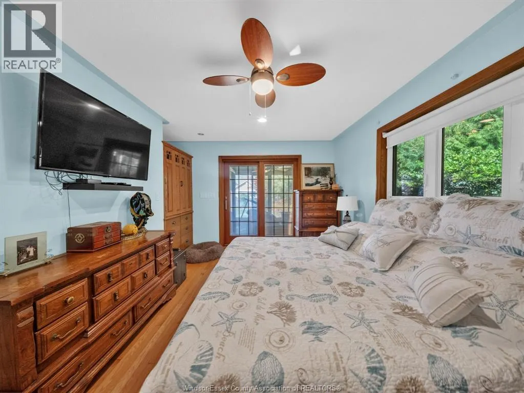 223 Lakewood DRIVE