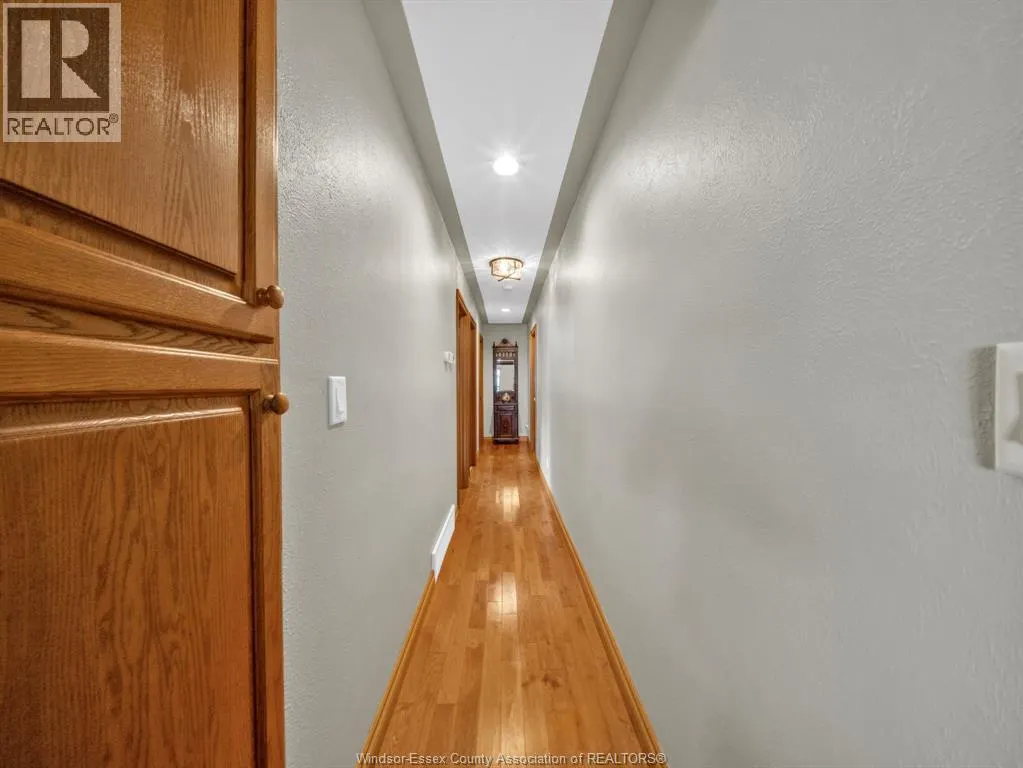 223 Lakewood DRIVE