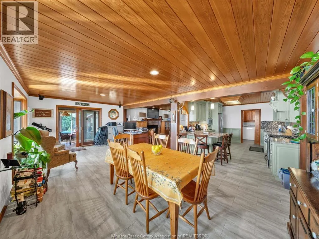 223 Lakewood DRIVE