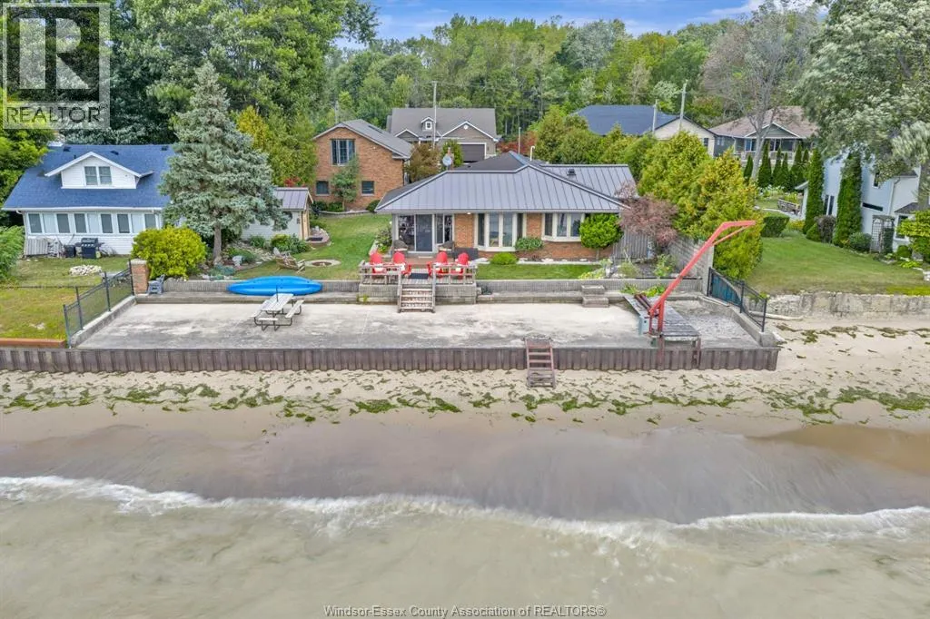 223 Lakewood DRIVE