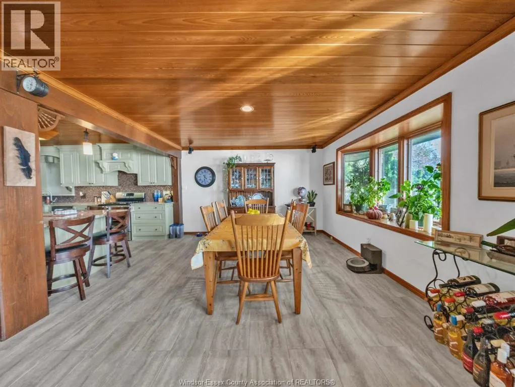 223 Lakewood DRIVE