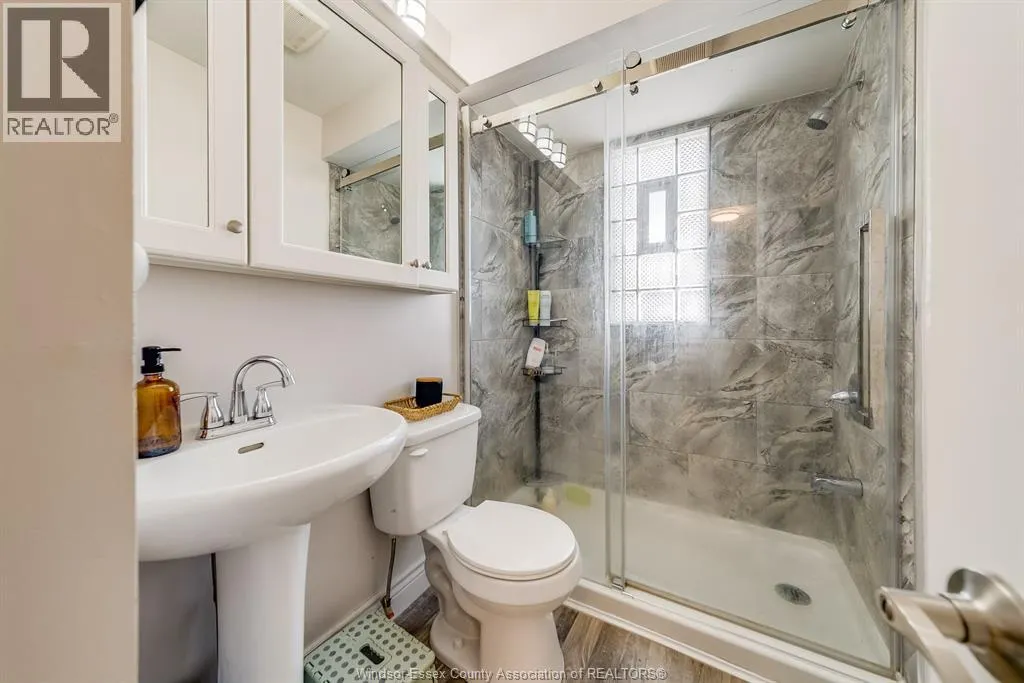 3302 CURRY AVENUE Unit# UPPER