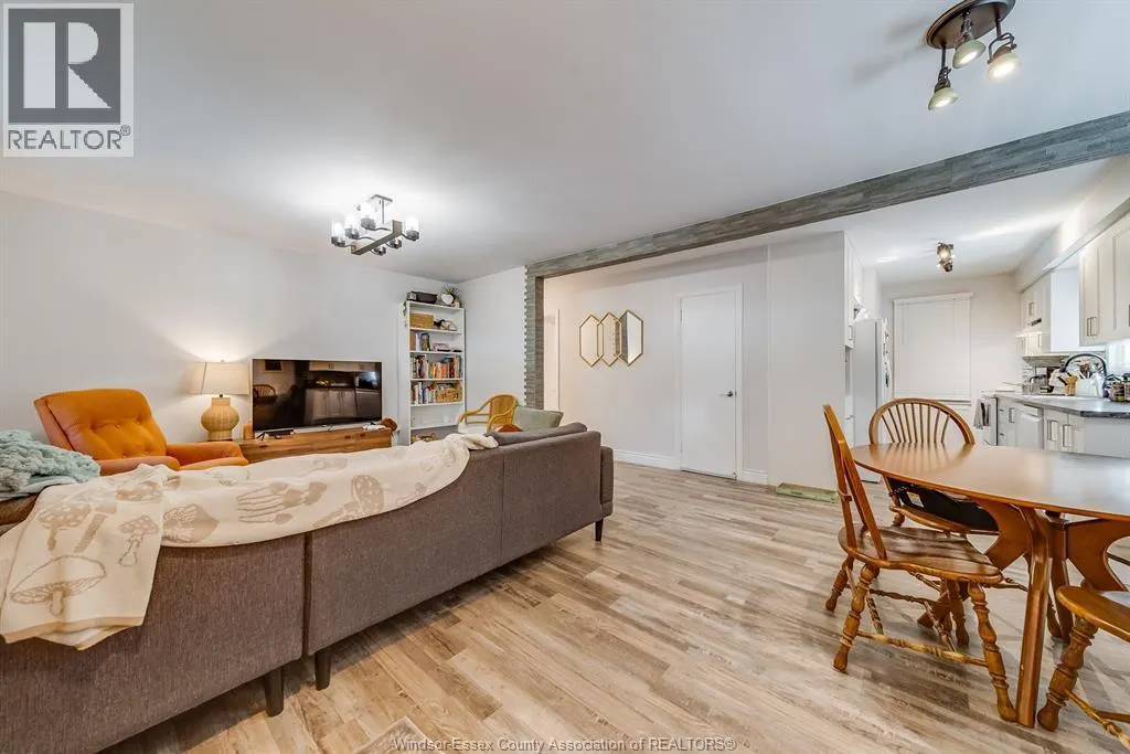 3302 CURRY AVENUE Unit# UPPER