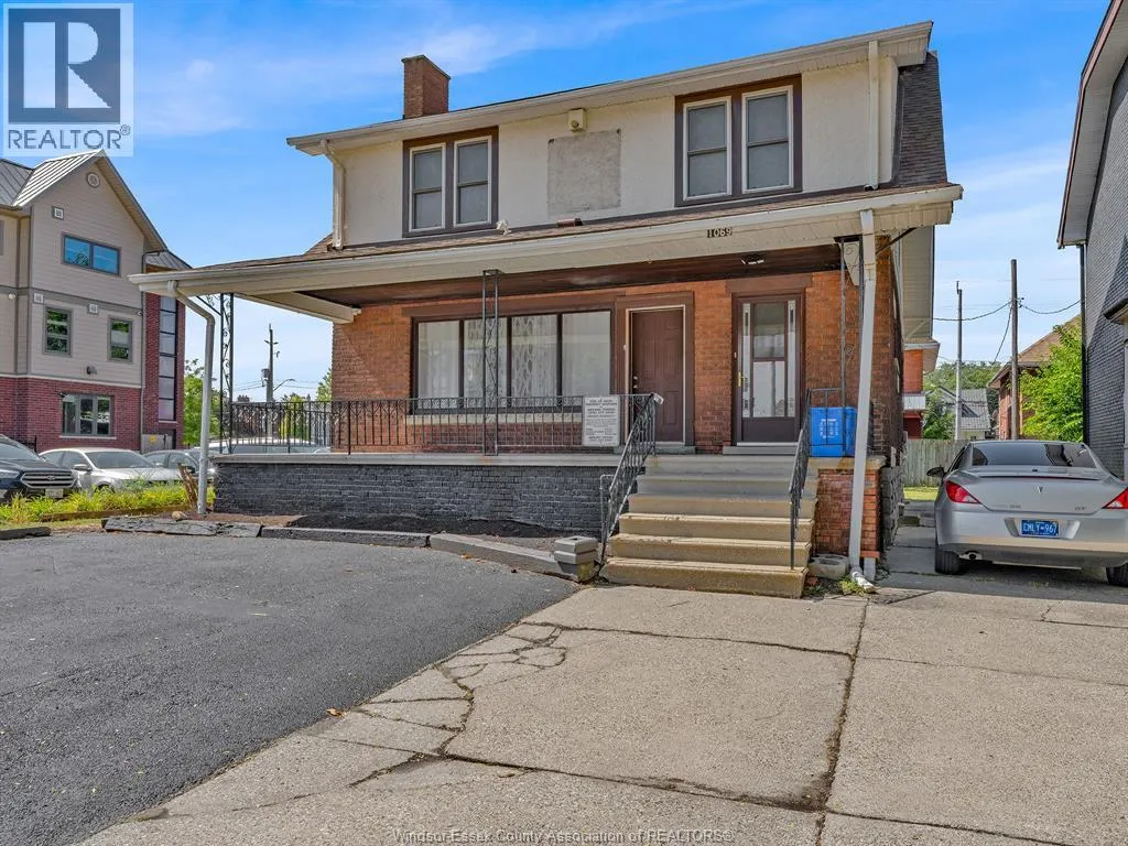 1069 OUELLETTE AVENUE