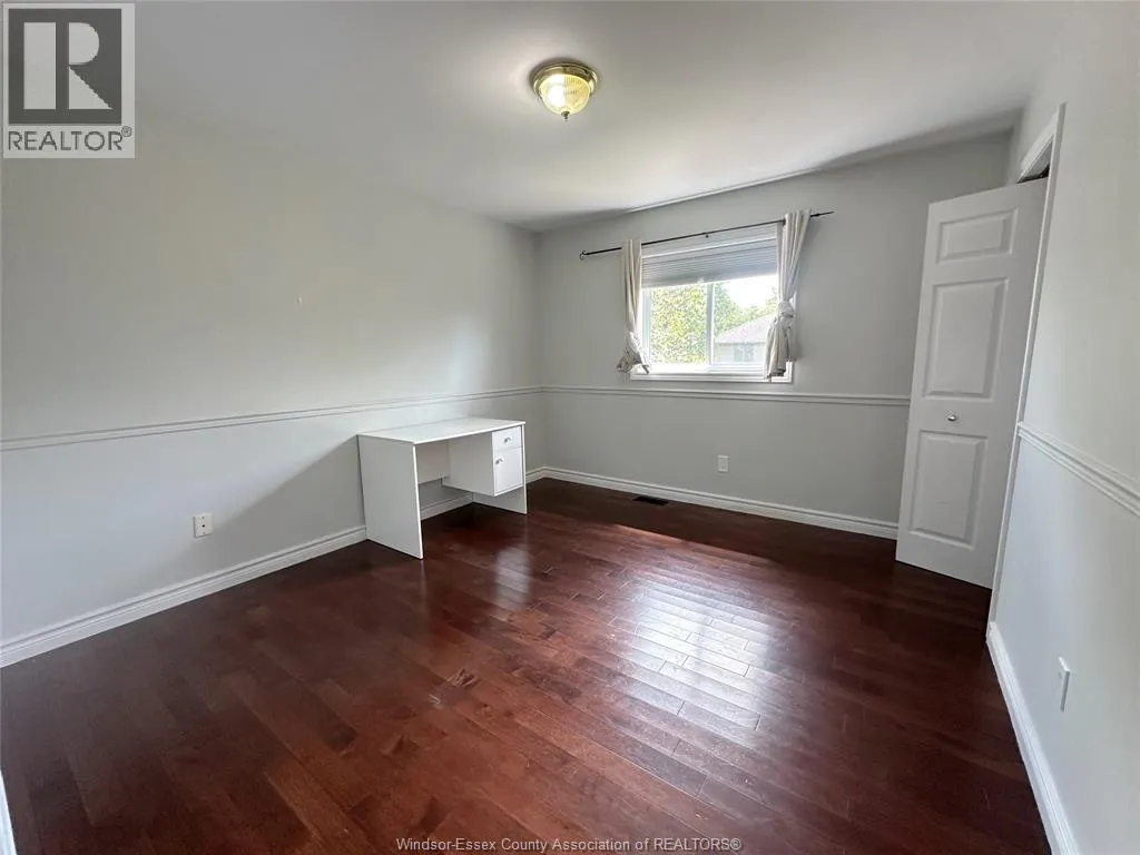 1530 OUTRAM AVENUE