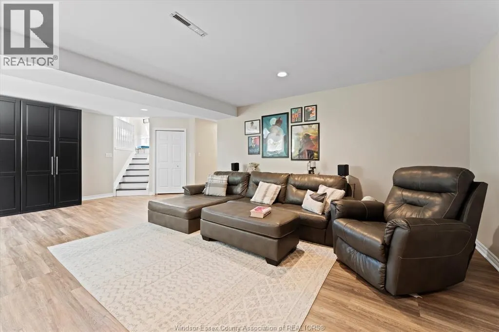 2180 SUZANNE STREET