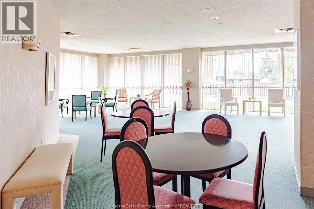 5151 RIVERSIDE Drive Unit# 905