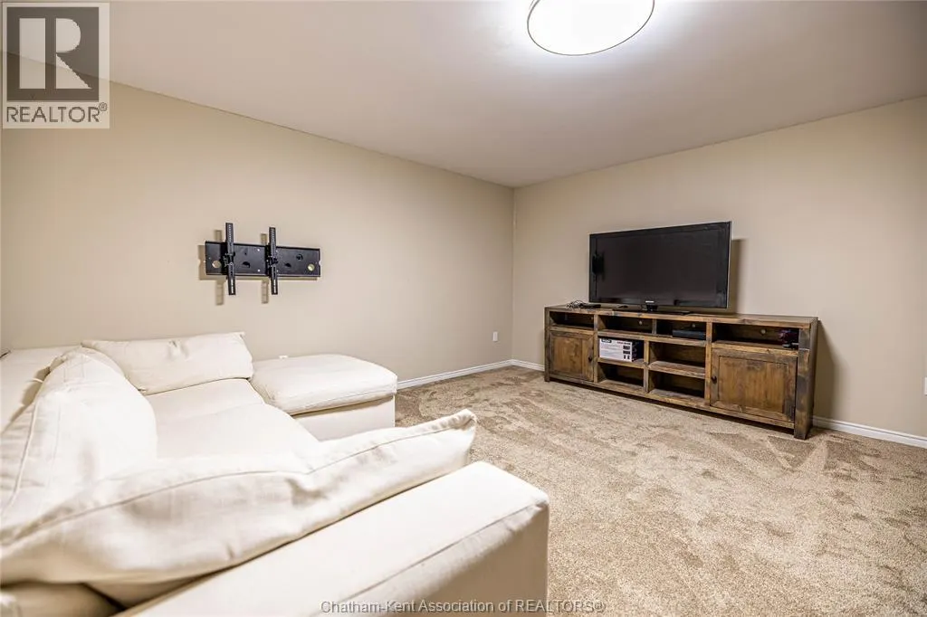 70 CHAPMAN COURT Unit# 53