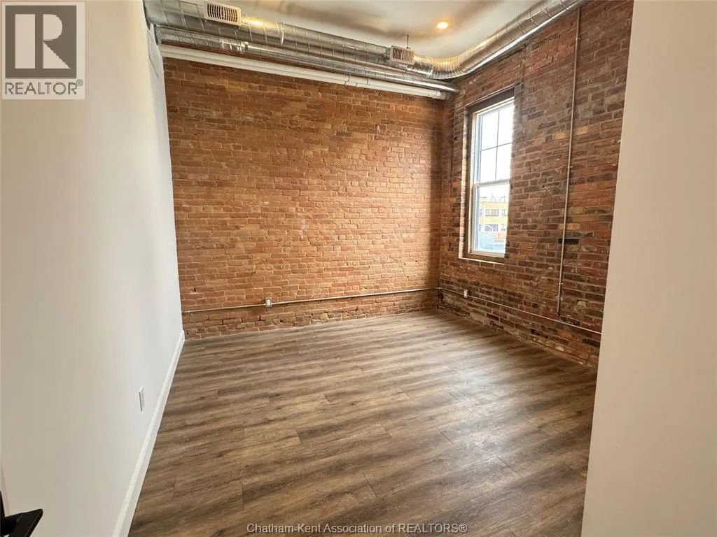 164 King STREET Unit# 301