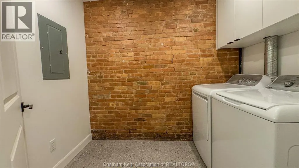 164 King STREET Unit# 301