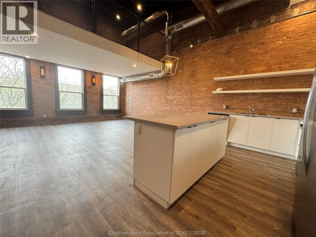 164 King STREET Unit# 301