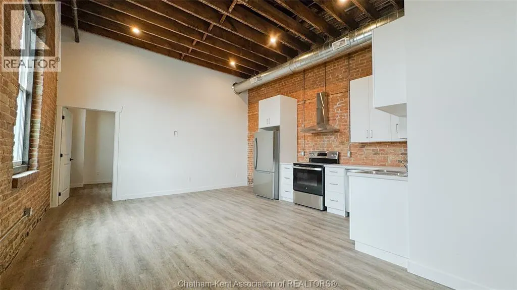 164 King STREET Unit# 202