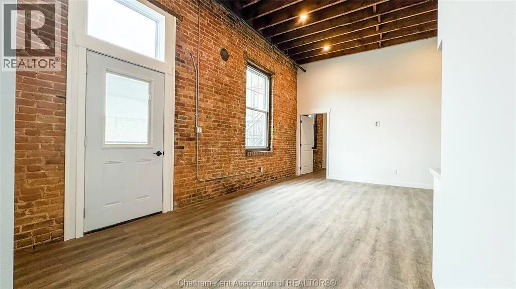 164 King STREET Unit# 202