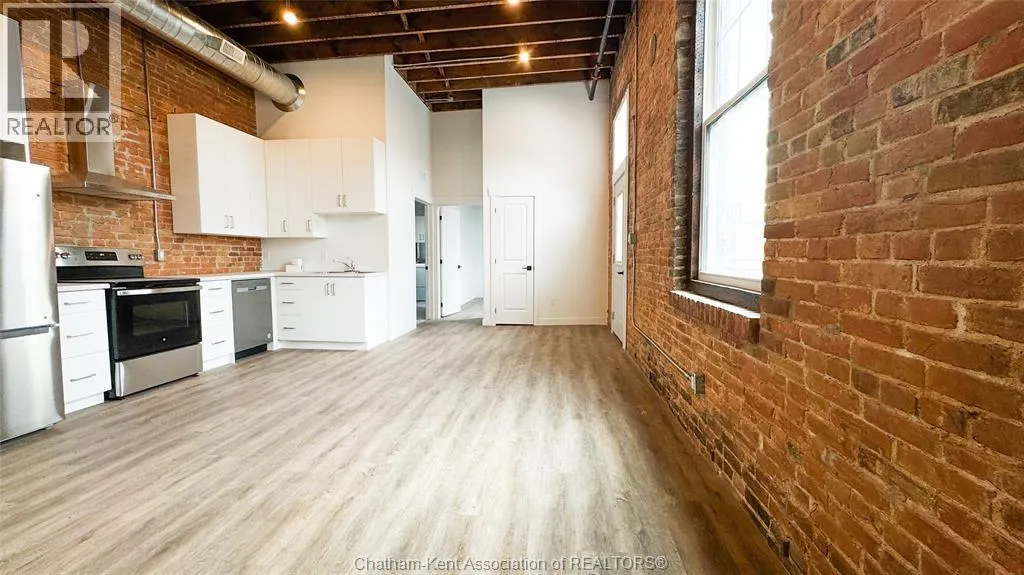 164 King STREET Unit# 202