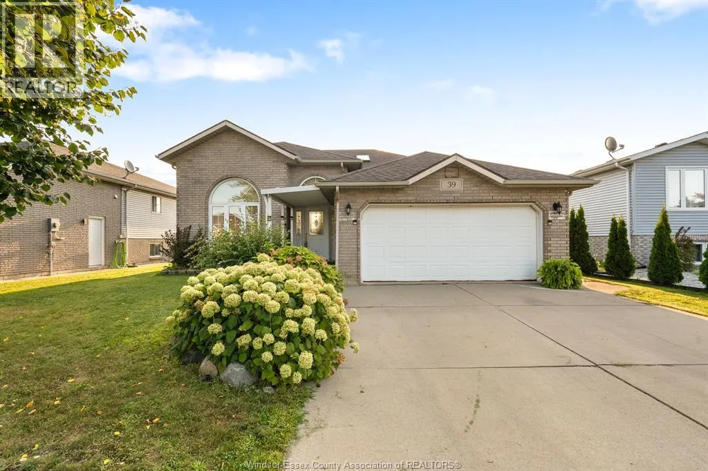 39 Sturgeon Meadows