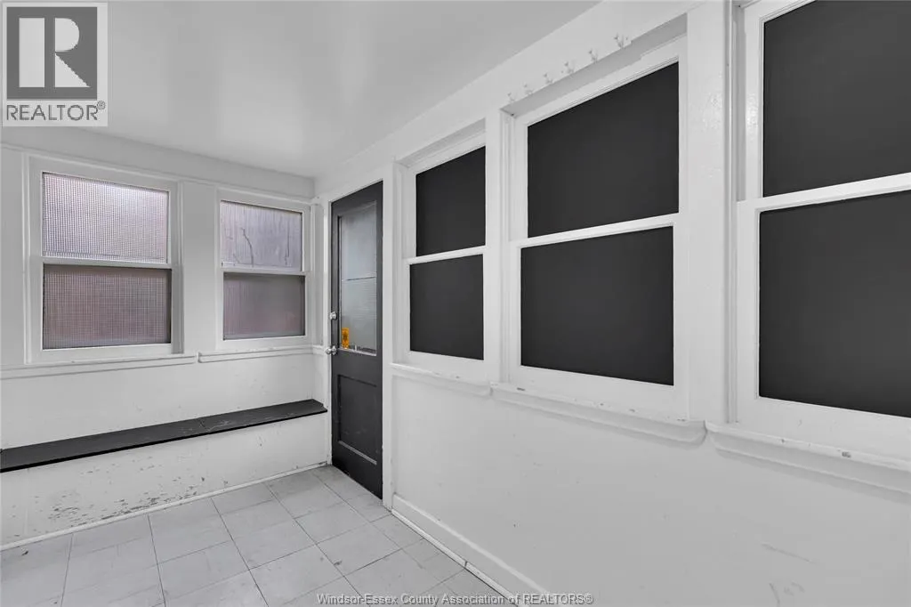 420 Hall AVENUE