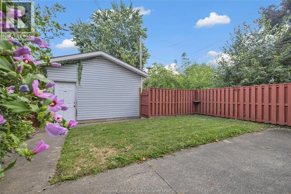 420 Hall AVENUE