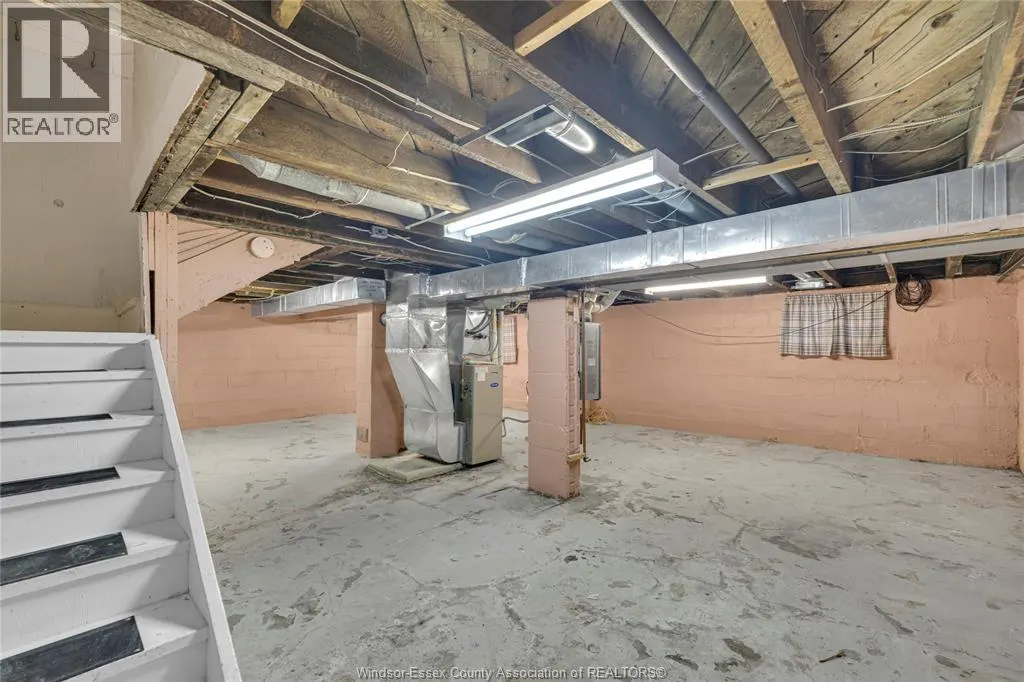420 Hall AVENUE
