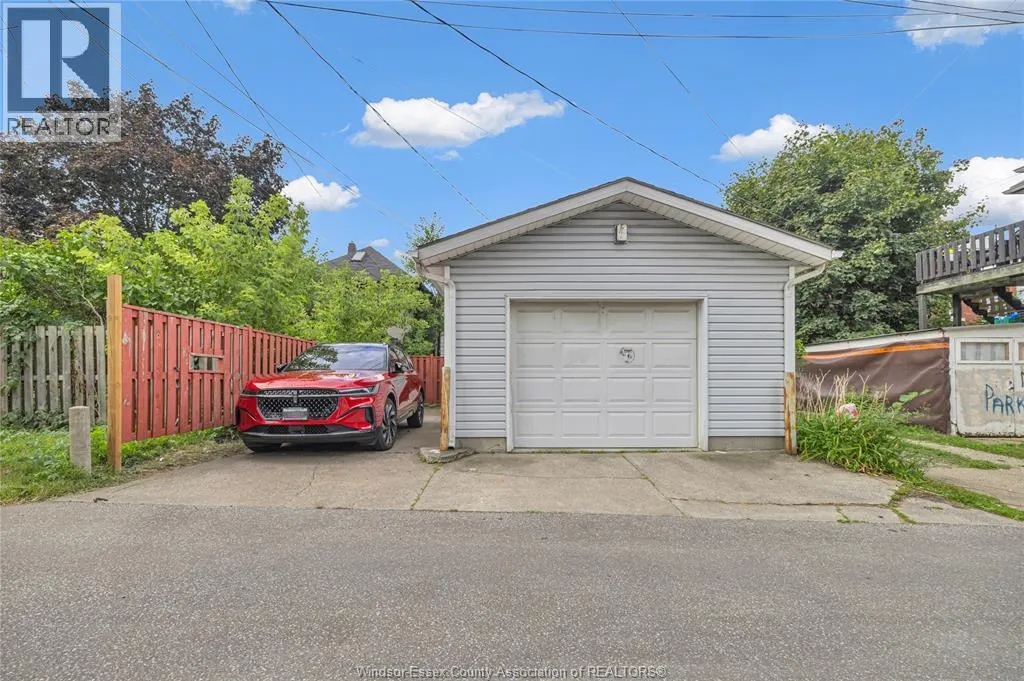 420 Hall AVENUE