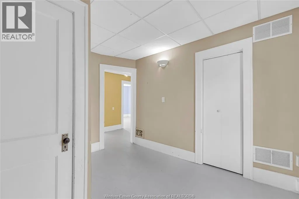 420 Hall AVENUE