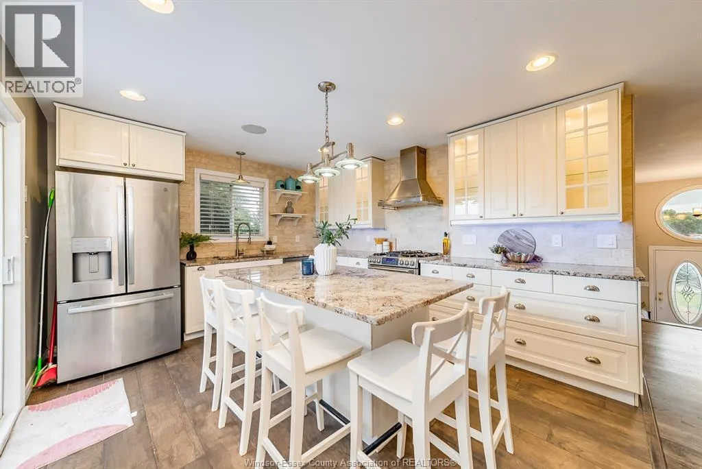 2590 WILDBERRY