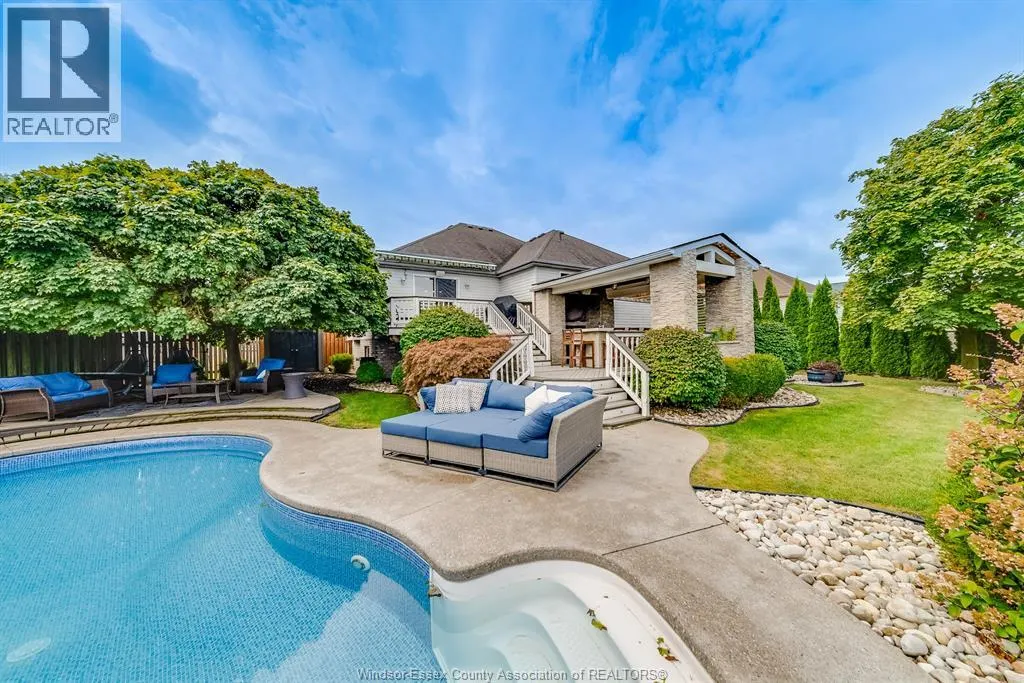 2590 WILDBERRY
