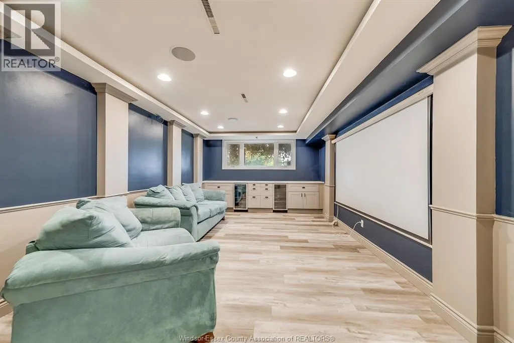 2590 WILDBERRY