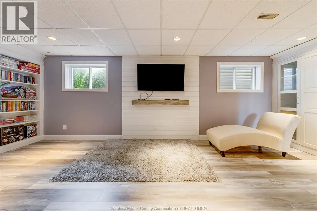 2590 WILDBERRY