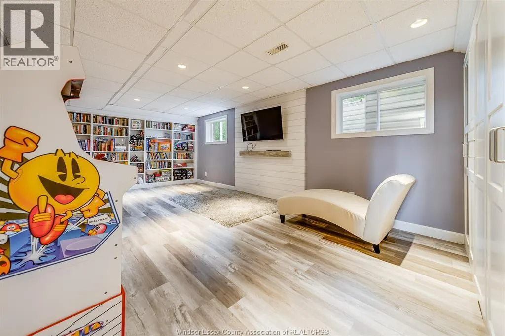 2590 WILDBERRY