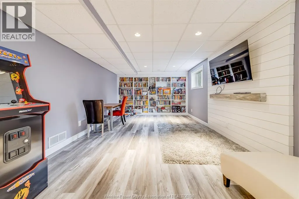2590 WILDBERRY