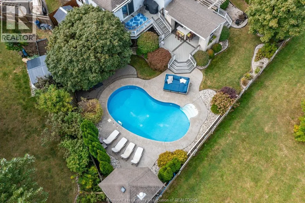 2590 WILDBERRY