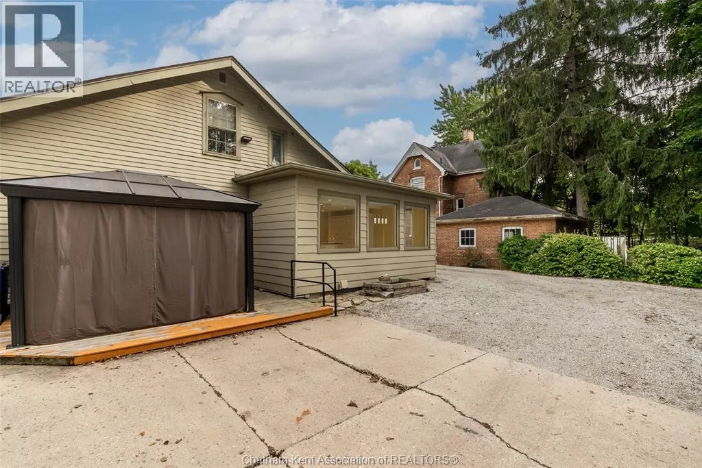 427 King STREET West