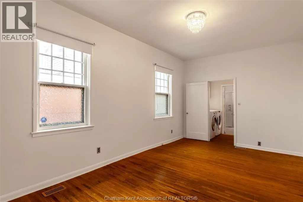 427 King STREET West