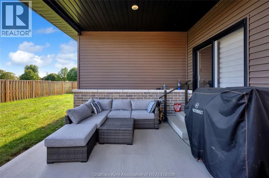 248 Moonstone CRESCENT