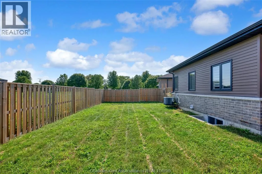 248 Moonstone CRESCENT