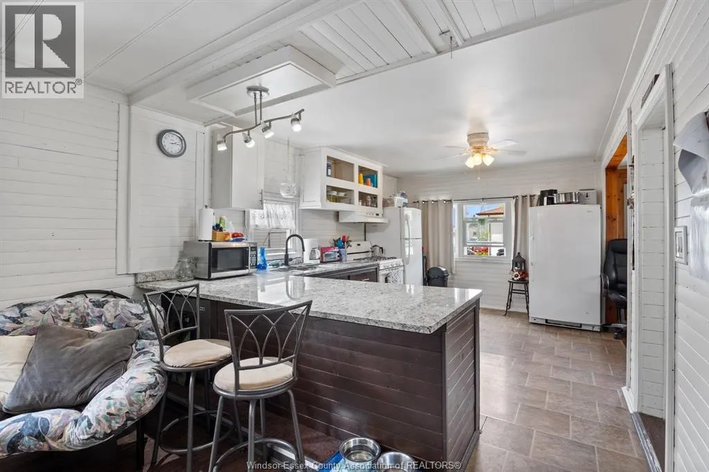 51 WILDER DRIVE South