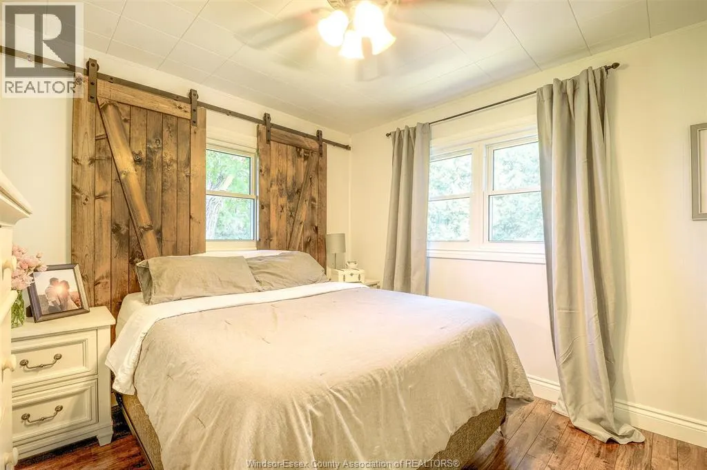 7931 COLLISON Sideroad