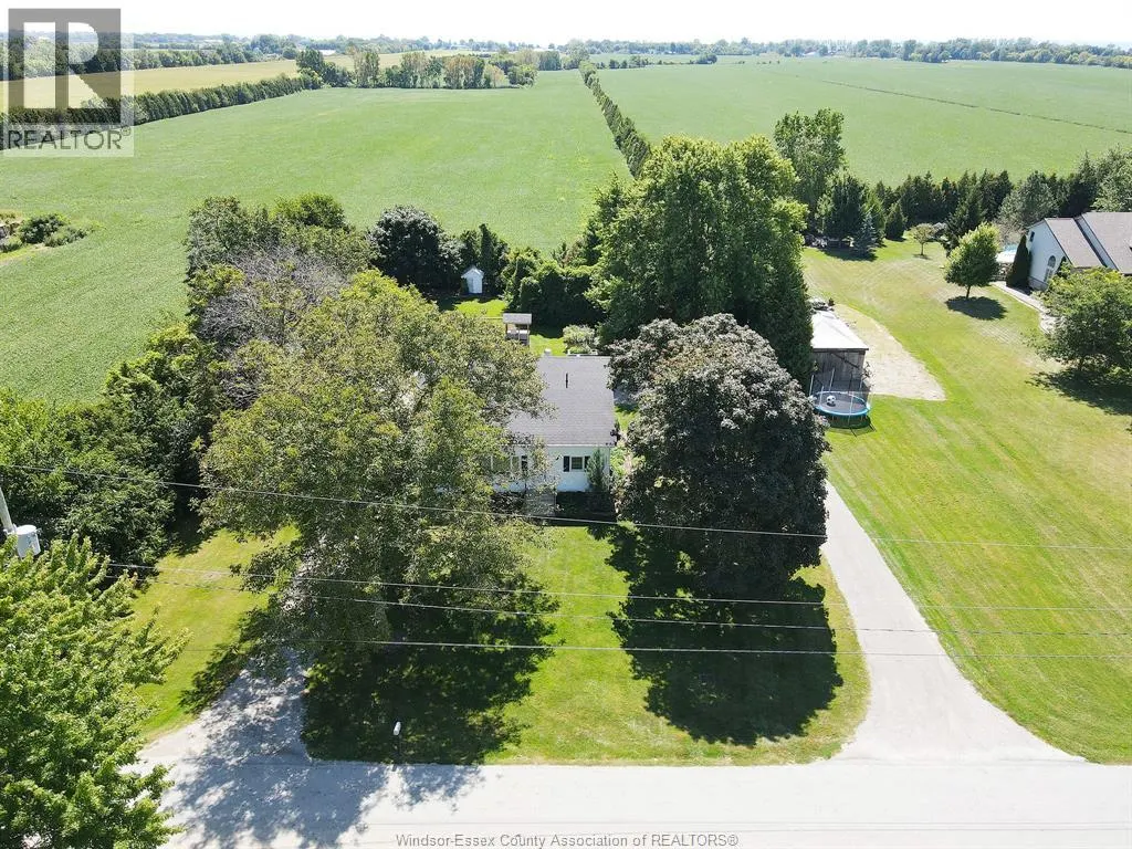 7931 COLLISON Sideroad