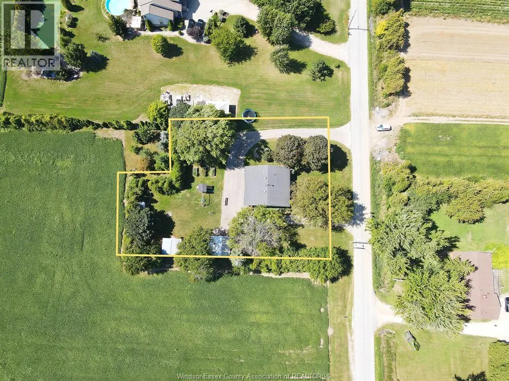 7931 COLLISON Sideroad