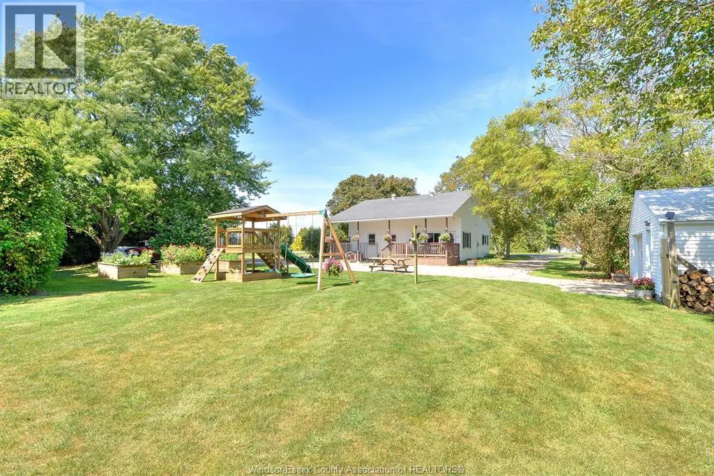 7931 COLLISON Sideroad