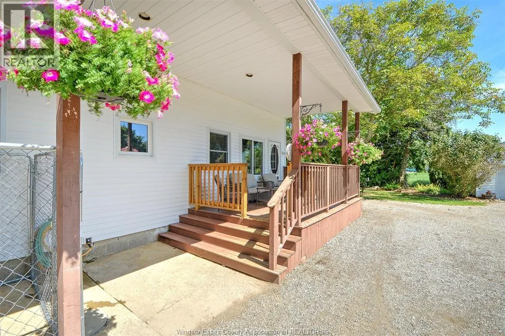 7931 COLLISON Sideroad