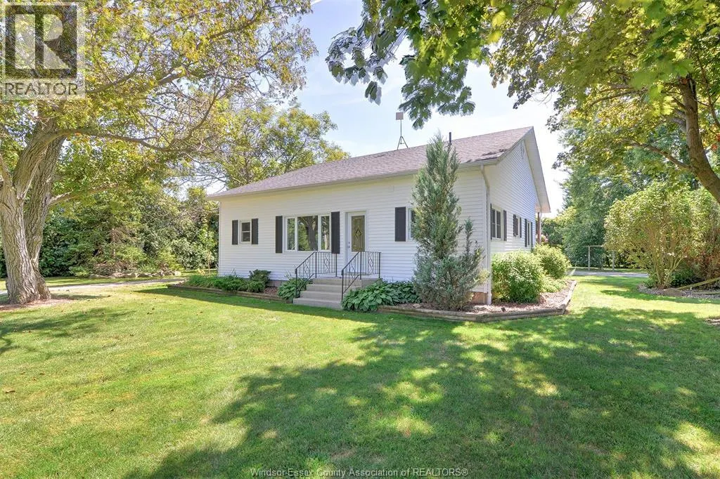 7931 COLLISON Sideroad