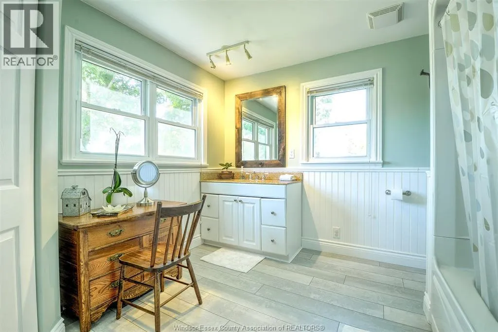 7931 COLLISON Sideroad