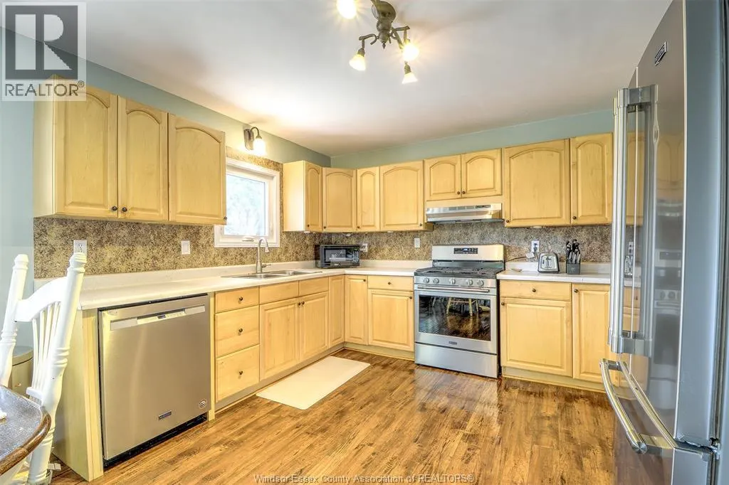 7931 COLLISON Sideroad