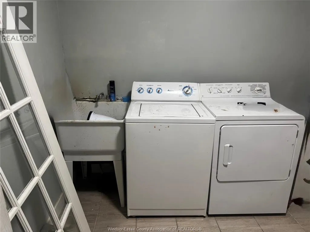 4625 BUNKER AVENUE Unit# LOWER