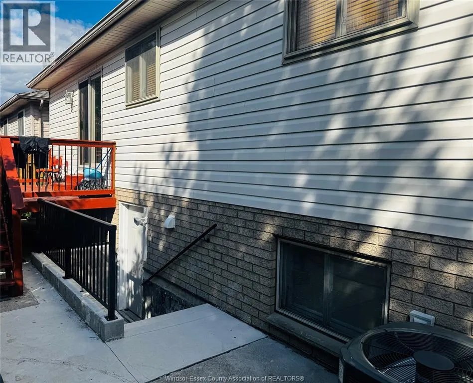 4625 BUNKER AVENUE Unit# LOWER